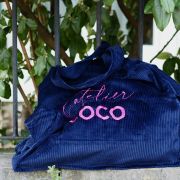 Cabas velours XXL Navy L’atelier COCO broderie framboise