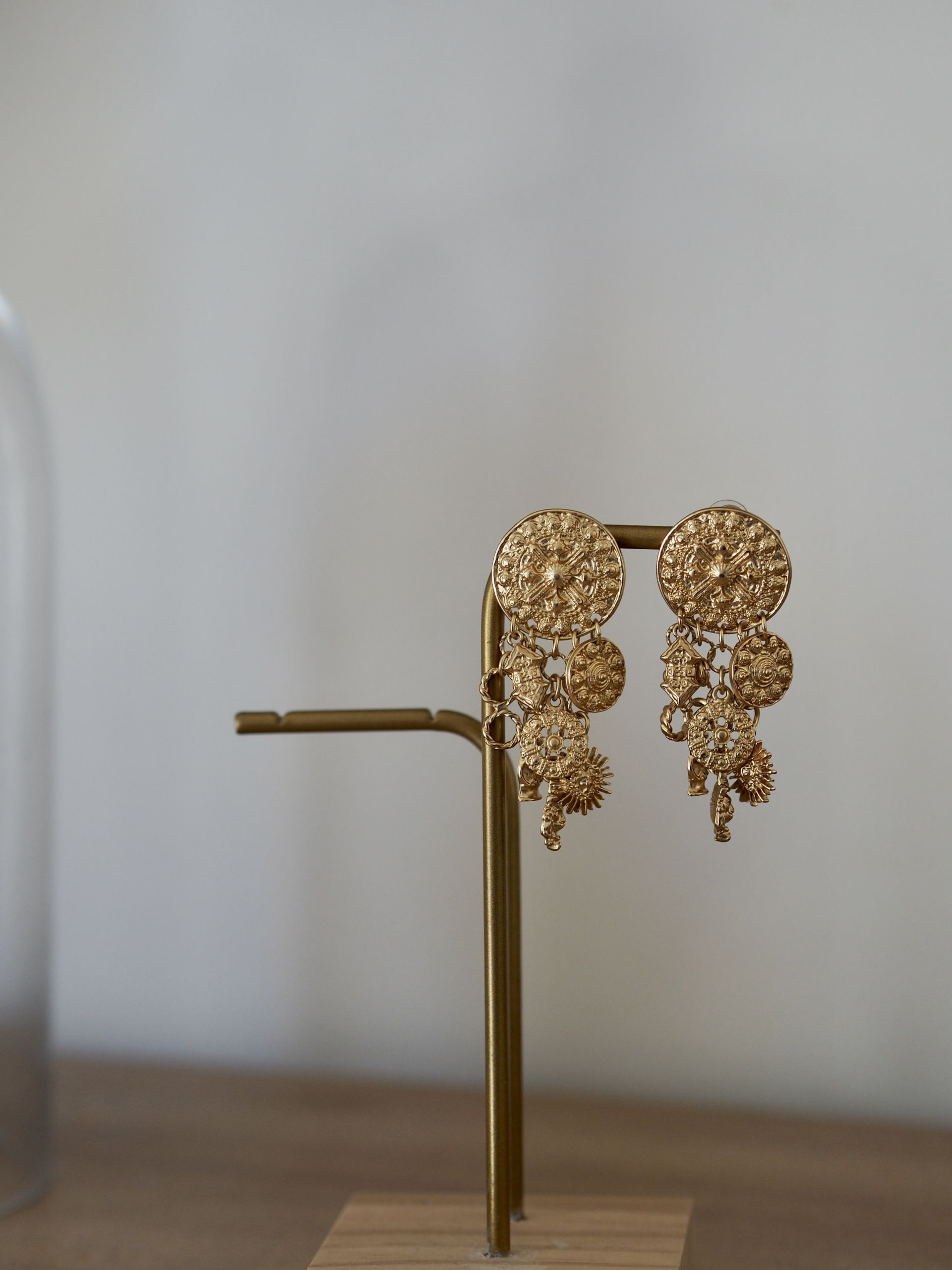 BOUCLES D'OREILLES