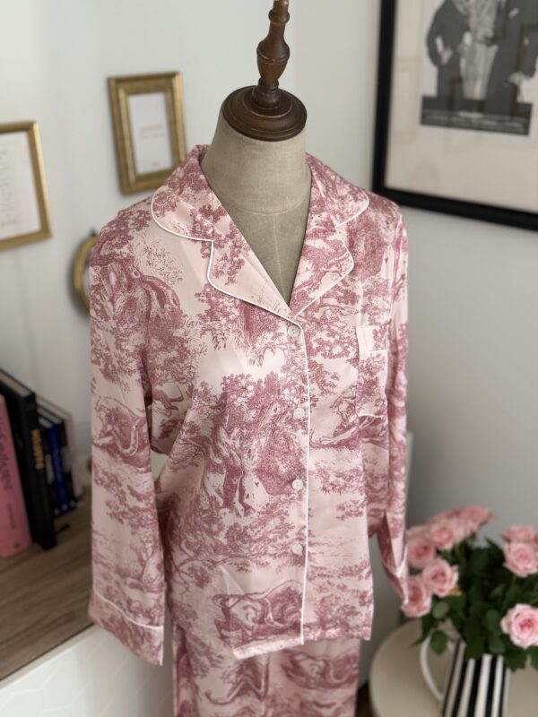 Le Pyjama toile de jouy rose
